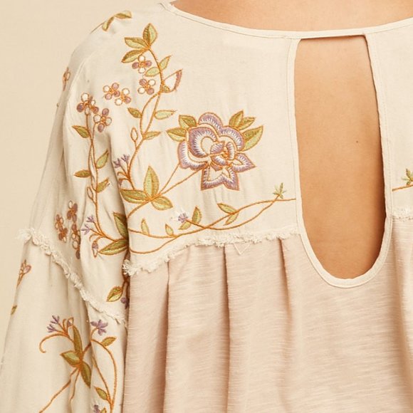 NEW Natural Floral Embroidered Oversize Blouse Top - Picture 7 of 12